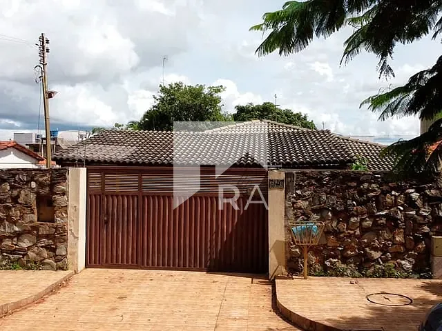 Casa com 250m² 3 quartos e 3 banheiros, à venda, no bairro Jardim Oriente em Valparaíso de Goiás