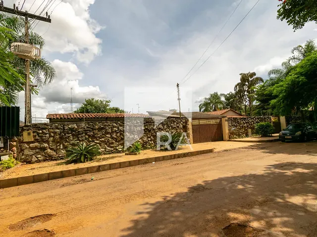 Casa com 250m² 3 quartos e 3 banheiros, à venda, no bairro Jardim Oriente em Valparaíso de Goiás