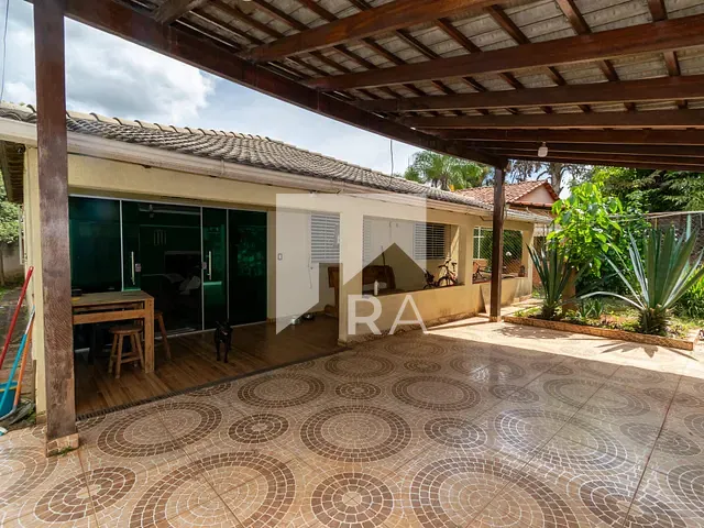 Casa com 250m² 3 quartos e 3 banheiros, à venda, no bairro Jardim Oriente em Valparaíso de Goiás