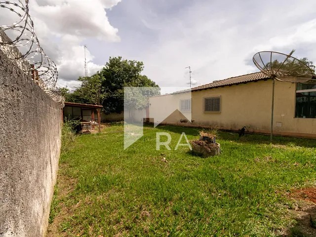 Casa com 250m² 3 quartos e 3 banheiros, à venda, no bairro Jardim Oriente em Valparaíso de Goiás