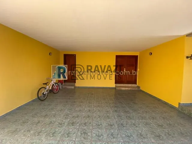 Casa com 450m² 3 quartos e 3 banheiros, à venda, no bairro Villaggio Capríccio em Louveira