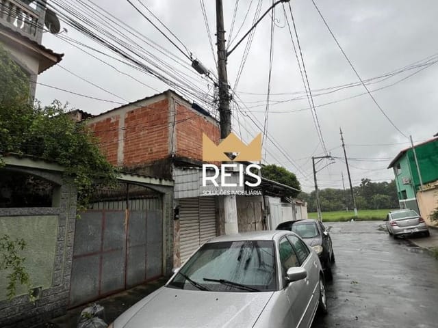 Casa com 276m² 4 quartos e 2 banheiros, à venda, no bairro Campo Grande em Rio de Janeiro