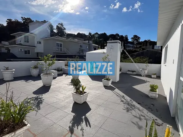 Casa com 680m² 5 quartos e 2 banheiros, à venda, no bairro Bosque em Marau