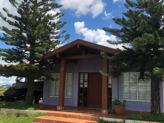 Casa com 1000m², à venda, no bairro Chácara Cachoeira em Campo Grande