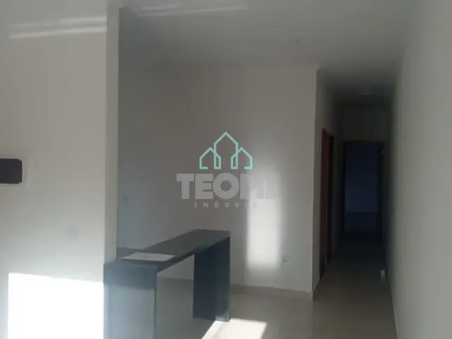 Casa com 125m² 2 quartos e 2 banheiros, à venda, no bairro Piracangaguá em Taubaté