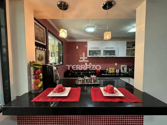 Casa com 141m² 3 quartos e 4 banheiros, à venda, no bairro Casa de Pedra em Volta Redonda