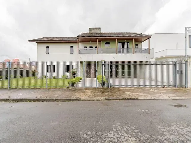 Casa com 246m² 4 quartos e 6 banheiros, à venda, no bairro Parque da Fonte em São José Dos Pinhais