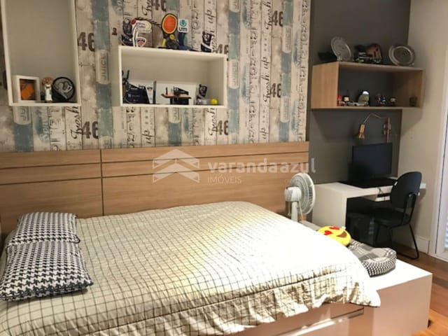 Casa com 600m² 4 quartos e 6 banheiros, à venda, no bairro Jardim Rodeio em Mogi das Cruzes