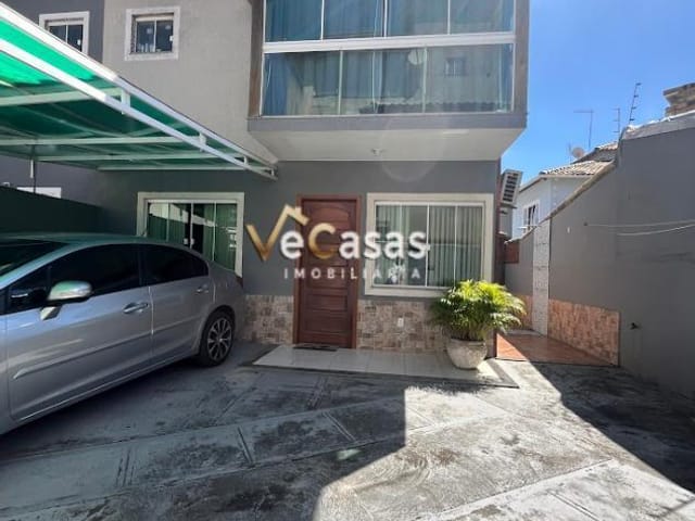Casa com 117m² 2 quartos e 4 banheiros, à venda, no bairro Village Rio das Ostras em Rio das Ostras