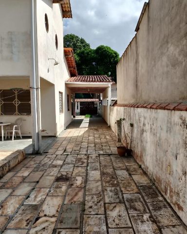 Casa 3 quartos e 2 banheiros, à venda, no bairro Serramar em Rio das Ostras