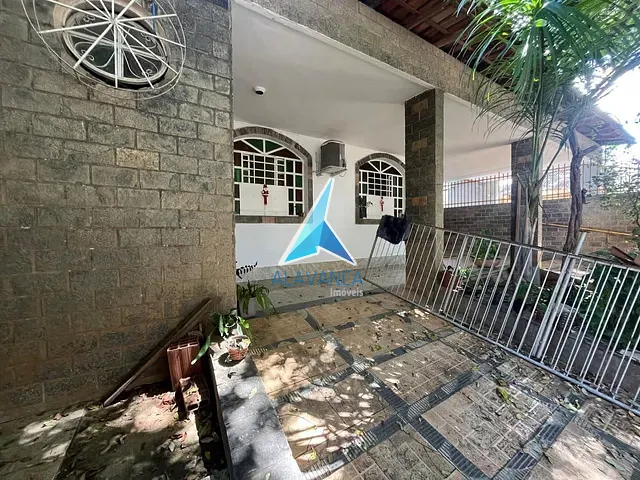Casa com 441m² 18 quartos e 20 banheiros, à venda, no bairro Ilha dos Araújos em Governador Valadares
