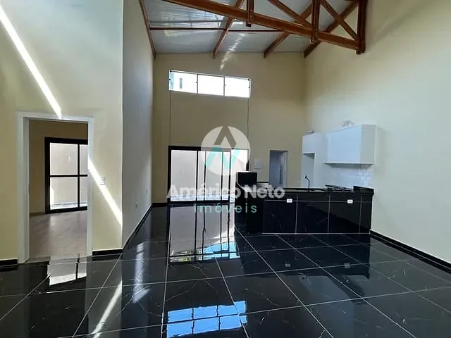 Casa 2 quartos e 3 banheiros, à venda, no bairro Olímpico em São Caetano do Sul