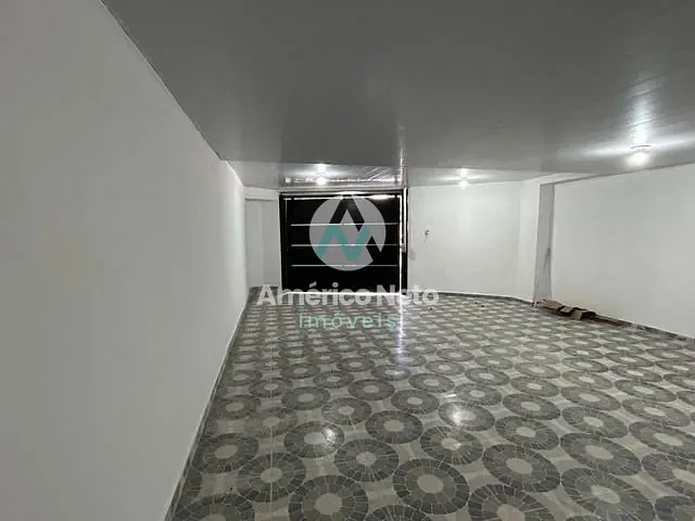 Casa 2 quartos e 3 banheiros, à venda, no bairro Olímpico em São Caetano do Sul