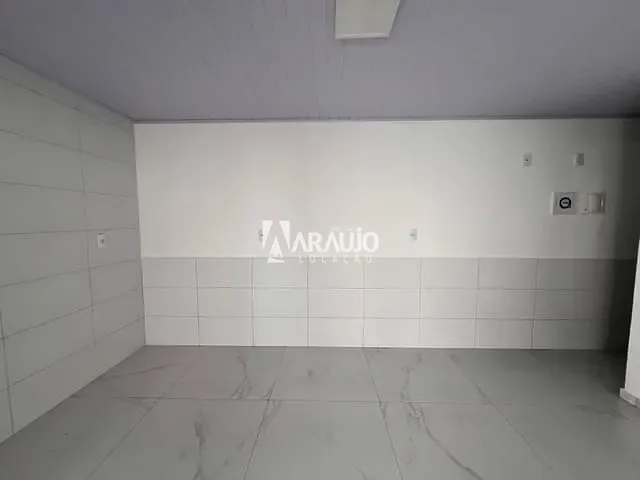 Casa com 40m² 2 quartos e 1 banheiro, para alugar, no bairro Cordeiros em Itajaí