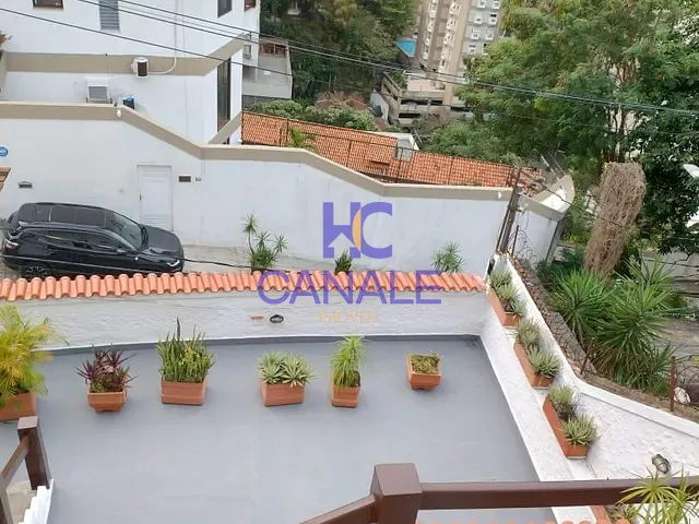 Casa com 550m² 4 quartos e 5 banheiros, à venda, no bairro Laranjeiras em Rio de Janeiro