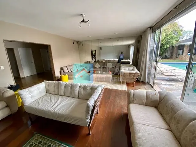 Casa com 1350m² 5 quartos e 6 banheiros, à venda, no bairro Jardim Esplanada II em São José dos Campos