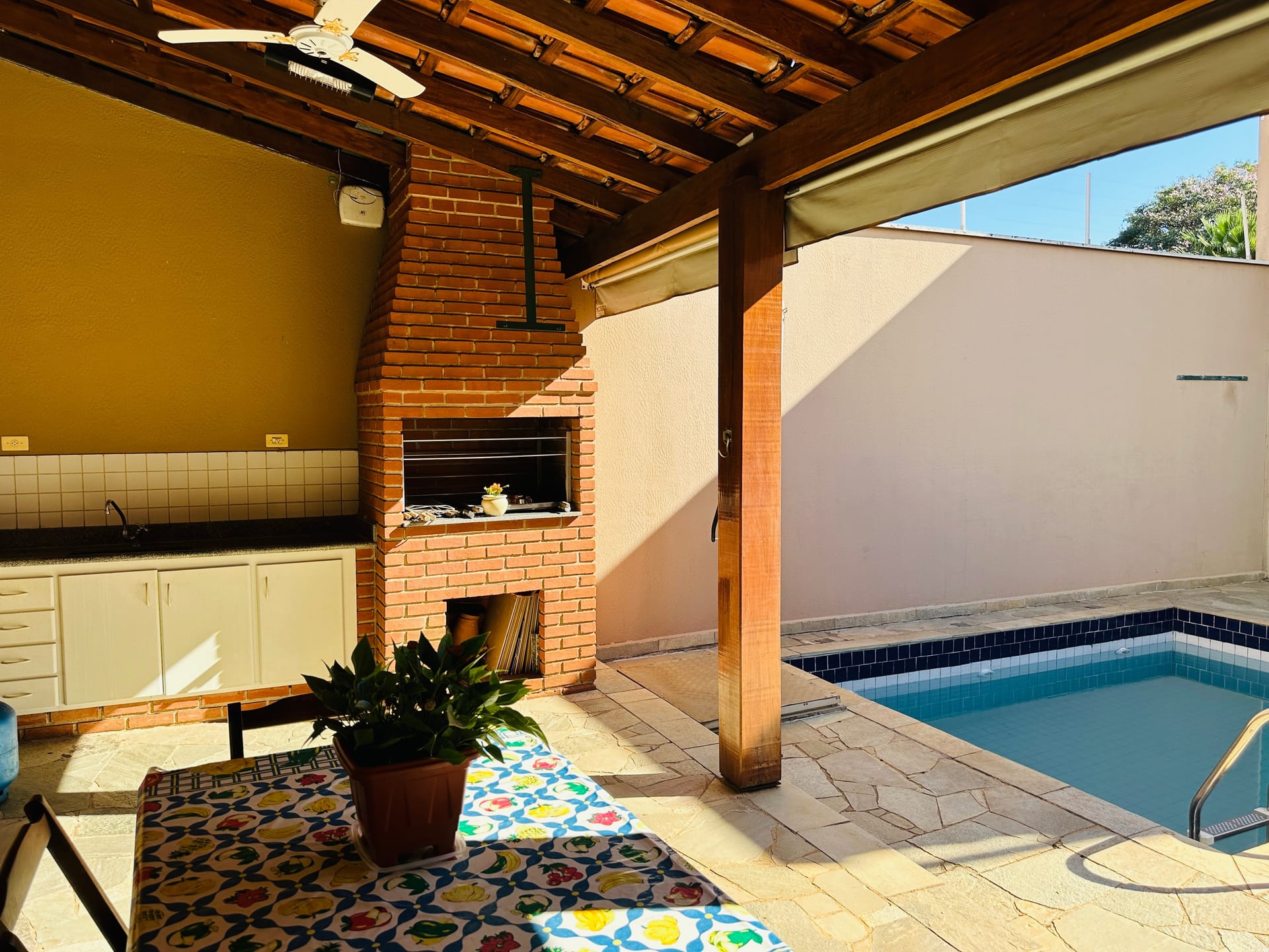 Casa à venda com 3 quartos, 189m² - Foto 5