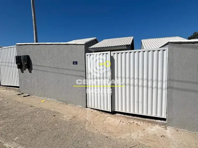 Casa com 40m² 1 quarto e 1 banheiro, à venda, no bairro Quissamã em Itaboraí