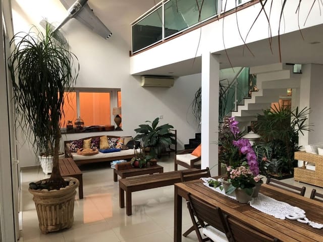 Casa com 600m² 4 quartos e 5 banheiros, à venda, no bairro Cidade Parquelandia em Mogi das Cruzes