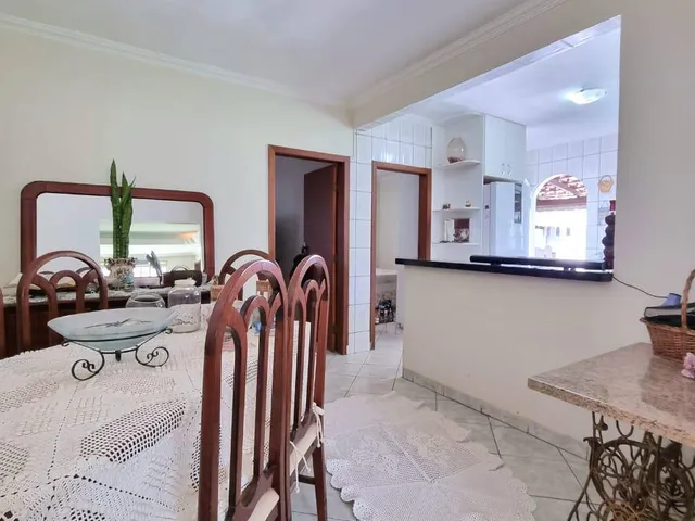 Casa com 900m² 3 quartos e 3 banheiros, à venda, no bairro Setor Habitacional Arniqueira (Águas Claras) em Brasília