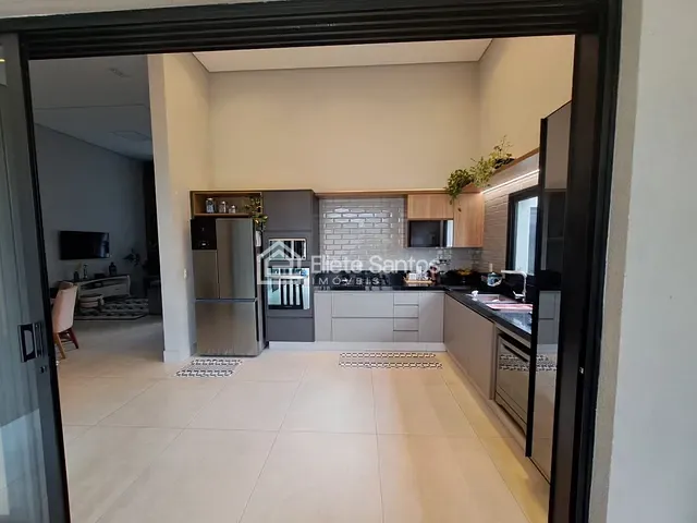 Casa 3 quartos e 3 banheiros, à venda, no bairro Condominio Recanto das Águas em Nova Odessa