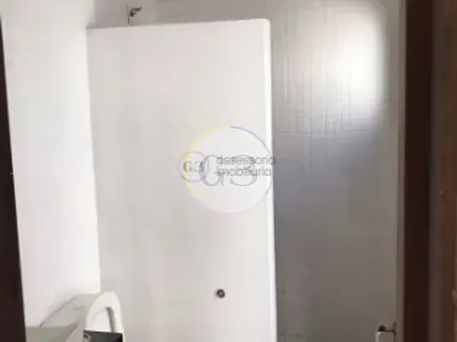 Casa 3 quartos e 2 banheiros, à venda, no bairro Centro em Pelotas