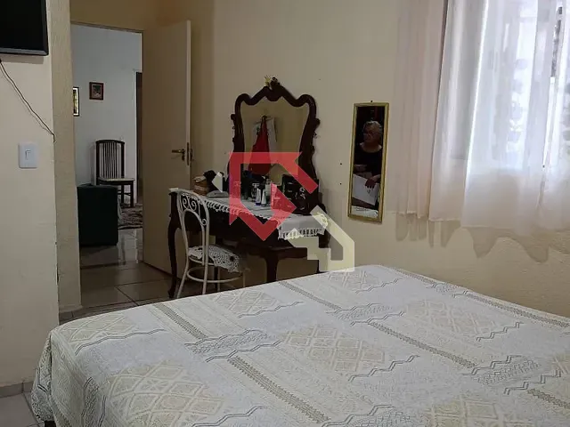 Casa 5 quartos e 3 banheiros, à venda, no bairro Vila Independência em Mauá