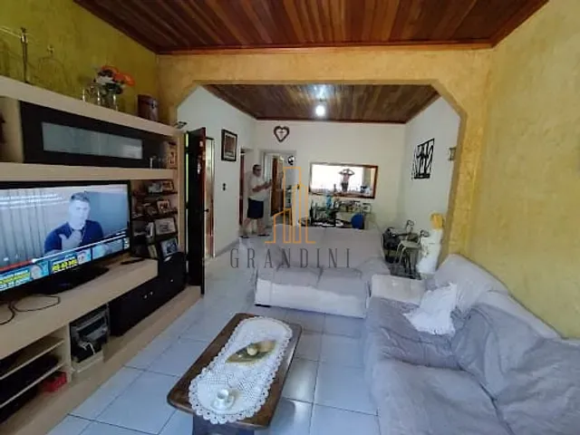 Casa com 250m² 2 quartos e 1 banheiro, à venda, no bairro Vila Curuçá em Santo André