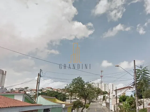 Casa com 250m² 2 quartos e 1 banheiro, à venda, no bairro Vila Curuçá em Santo André