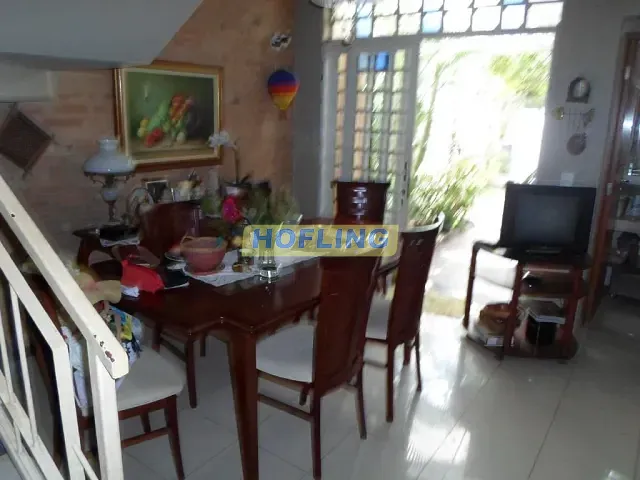Casa com 270m² 2 quartos e 1 banheiro, à venda, no bairro Centro em Rio Claro