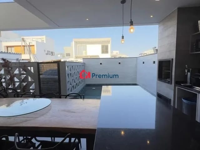 Casa 4 quartos e 6 banheiros, à venda, no bairro Recreio dos Bandeirantes em Rio de Janeiro