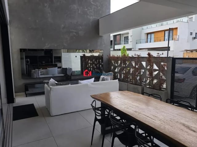 Casa 4 quartos e 6 banheiros, à venda, no bairro Recreio dos Bandeirantes em Rio de Janeiro