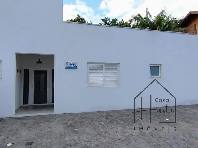 Casa com 602m² 4 quartos e 3 banheiros, para alugar, no bairro Guaecá em São Sebastião