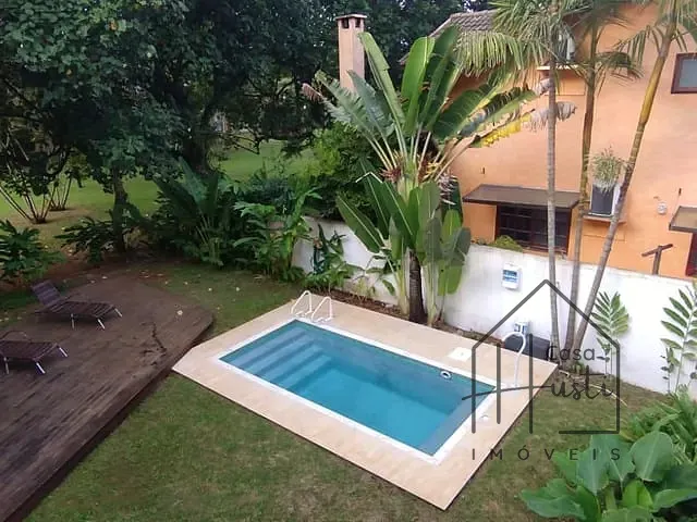 Casa com 602m² 4 quartos e 3 banheiros, para alugar, no bairro Guaecá em São Sebastião