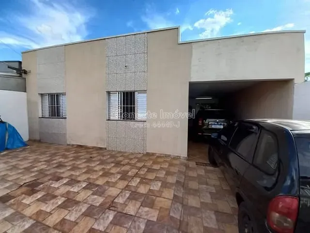 Casa com 366m² 4 quartos e 2 banheiros, à venda, no bairro Parque Orlando Correa Barbosa em Artur Nogueira