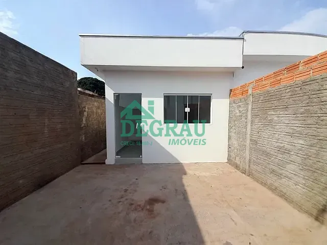 Casa 2 quartos e 1 banheiro, à venda, no bairro Jardim Bela Vista em Itapeva