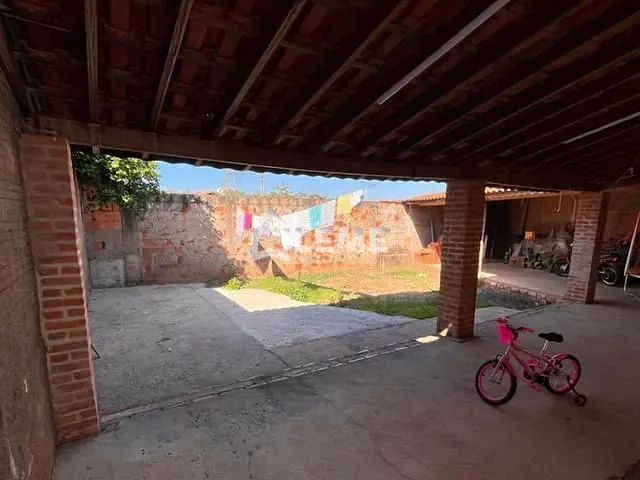 Casa com 255m² 2 quartos e 1 banheiro, à venda, no bairro Residencial Carlito Quilici em Mococa