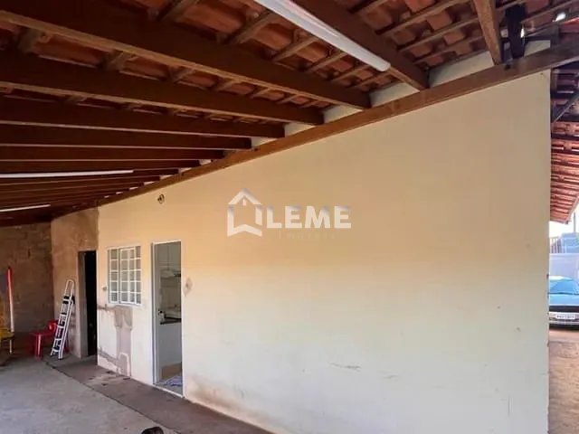 Casa com 255m² 2 quartos e 1 banheiro, à venda, no bairro Residencial Carlito Quilici em Mococa