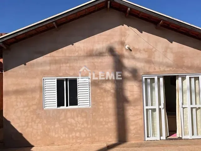 Casa com 255m² 2 quartos e 1 banheiro, à venda, no bairro Residencial Carlito Quilici em Mococa