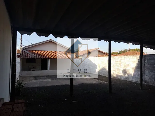 Casa com 292m² 2 quartos e 1 banheiro, à venda, no bairro Centro em Ipeúna