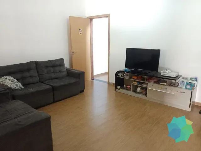 Casa com 180m² 3 quartos e 3 banheiros, à venda, no bairro Jardim Nair Maria em Salto