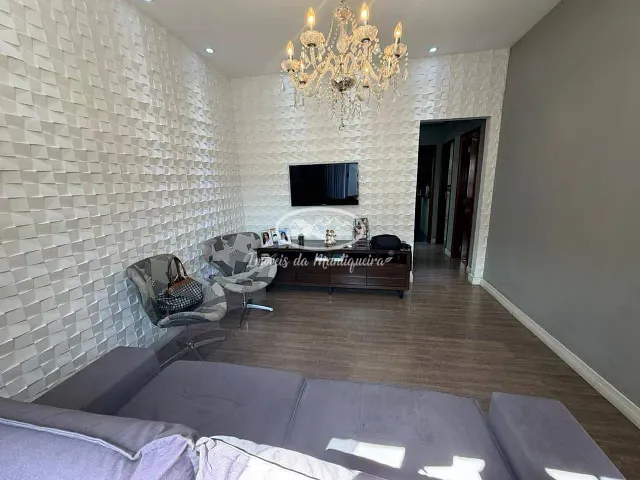 Casa 3 quartos e 2 banheiros, à venda, no bairro Campo Alegre em Itatiaia