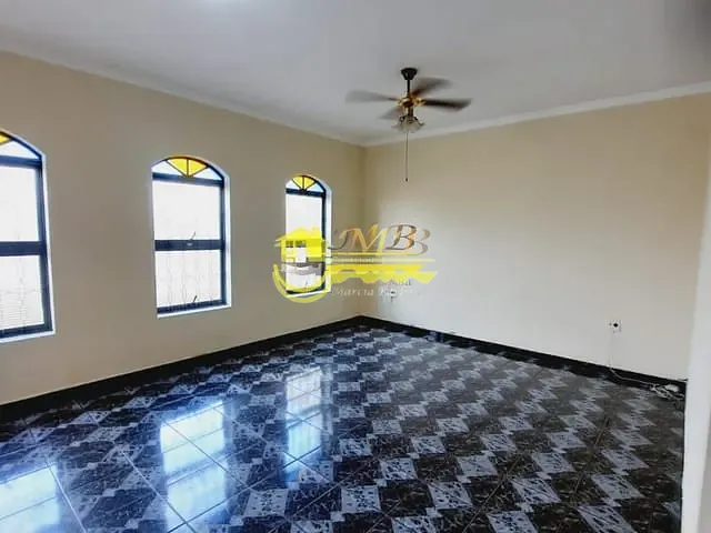 Sobrado com 250m² 3 quartos e 2 banheiros, para alugar, no bairro Jardim Morumbi em Campinas