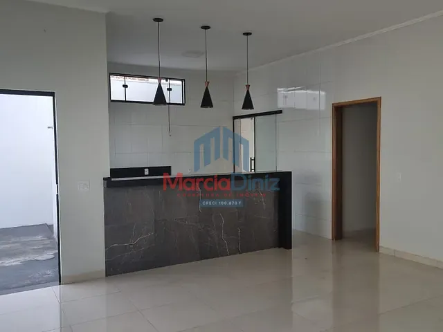 Casa com 200m² 3 quartos e 2 banheiros, à venda, no bairro Residencial e Comercial São Jorge em São Joaquim da Barra