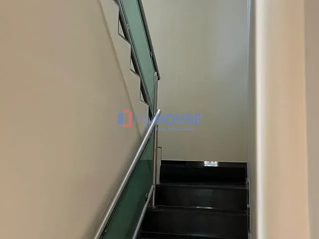 Casa 3 quartos e 4 banheiros, para alugar, no bairro Pontal em Ilhéus