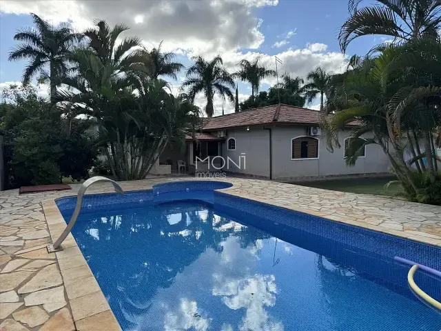 Casa 5 quartos e 3 banheiros, à venda, no bairro Setor Habitacional Jardim Botânico em Brasília