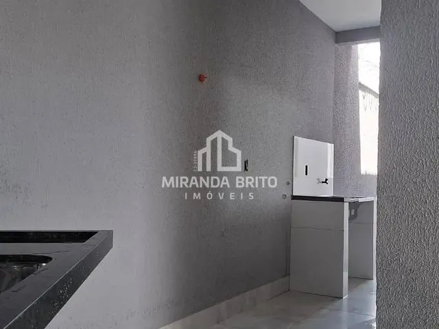 Casa 3 quartos e 2 banheiros, à venda, no bairro Setor Central em Aparecida de Goiânia