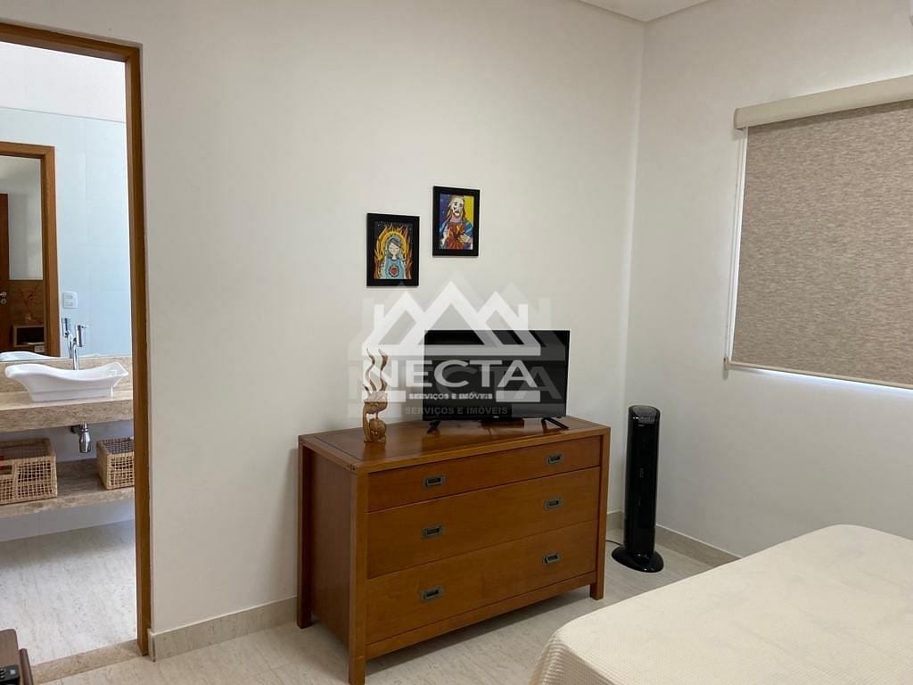 Casa, 4 quartos, 353 m² - Foto 45