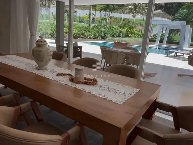 Casa 3 quartos e 3 banheiros, à venda, no bairro centro em Guabiruba