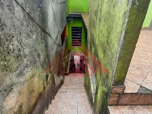 Casa com 204m² 4 quartos e 3 banheiros, à venda, no bairro Jardim Itapark Velho em Mauá